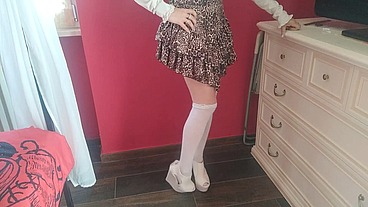 Busty doctor checks if you already know how to ejaculate-la dottoressa tettona controlla se sai già eiaculare ITALIAN