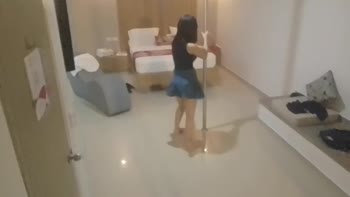 MayteJG's Colombian Heat: Big Ass Bubble Butt Latina Stepmom Twerks