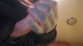 Morning masturbation for the kinky sluts watching ,squirt for me ?