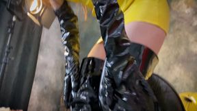 Gloves and Boots. Leather and Latex passion
