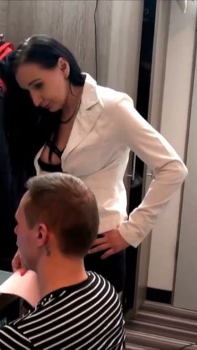 Escort Schlampe besucht Freier im Hotel   Clip 1