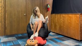 Ms Caroline's Reading Time