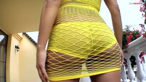 Milf slut gets hard anal thrusts on a threesome date