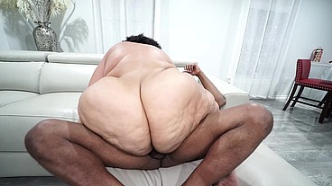 DON PRINCE STICKS HIS DICK WAY UP HUGE BOOTY BBW ASS