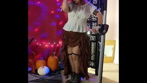 Halloween steampunk pussy dance (dirty bit)