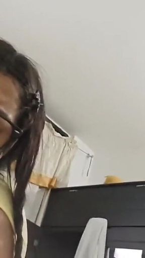 Colombian Was Recording a Porn Video for Her Husband Who Is in New York United States but Ended up Fucking with the Neighbor Ver