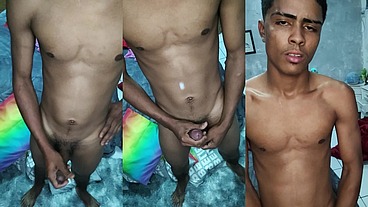 Novinho safadinho mandei ele tocar uma e gozar gostoso