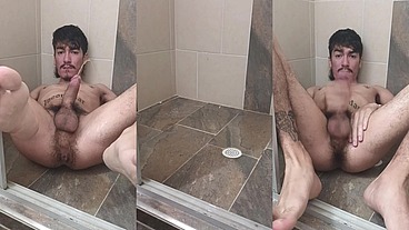 Piss on my body, make mess over me, then stroke until cum and rub on ass