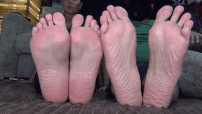 Womens and mens bare feet bb