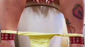 SUPER LOUD FARTS IN TOILET, AFTER EATING MEXICAN FOOD