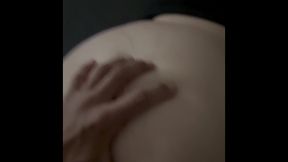 prise dans l’ascenseur