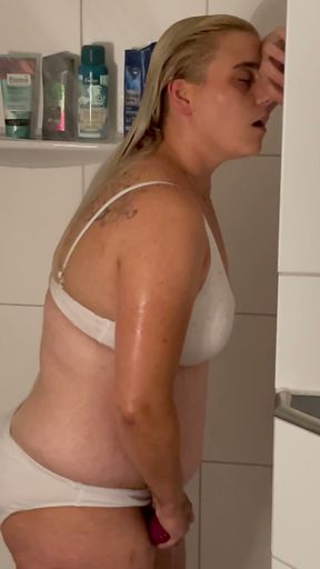Masturbation in the shower multiple orgasm I twice with my Satisfyer   Clip 1