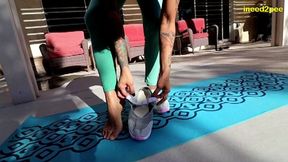 loosey lu peeing her yoga pants while teaching