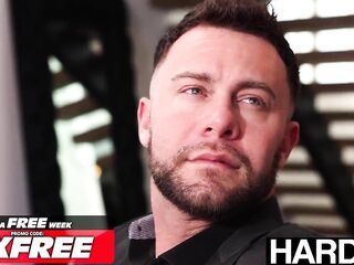 Lengthy Distance Lovers Reunite - Vanna Bardot’s Erotic Charm - HardX