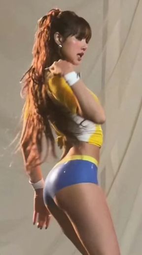 Thai babe with a phat ass shakes her booty in an exotic dance