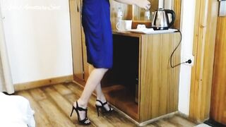 Cutie Cheating Fiance Preparing Coffee for Stranger & Holding his big black cock