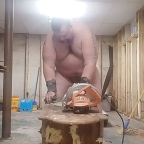 Mofo2121 strips and uses the circular saw