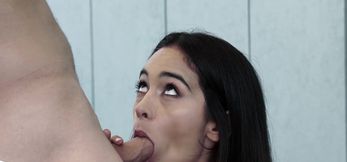 Ginebra Bellucci's Oral Warm-Up to Anal