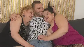 Two Dirty Housewives Share A Big Cock In This Hot Threesome - MatureNL