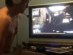 Wanking + Call of Duty