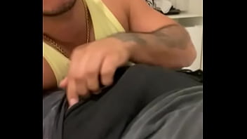 Ele passou na Minha cidade e queria me comer eu n&atilde_o resisti e fui dar pra esse Pauzudo