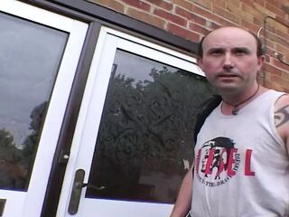 Unattractive council estate wench ready to do anal on camera