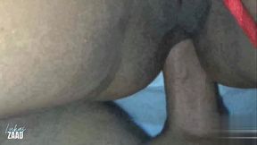 Enfiei o pau ate as bolas no cu da morena virgem