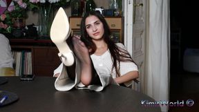 Kerry&#039;s Elegant Nylon Soles &amp; High Heel Shoeplay