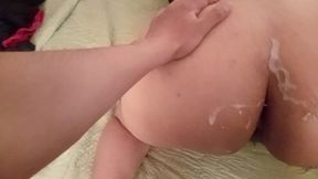 tengo sexo con mi amiga del campo, ella viene a la ciudad solo para tener sexo conmigo todo el dia, luego se va toda llena de leche donde su novio