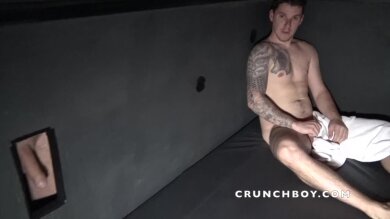 real french straigth fucked by a top in Straight SAUNA METROPOLE Bordeaux in glory holes area