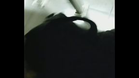 Espiado en el ba&ntilde_o del centro de lima 1