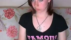 Ordinary looking webcam shamale flashed her ass and cock