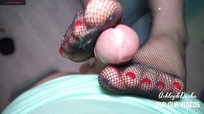 Cum On Dirty Feet