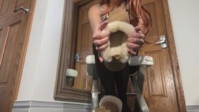 Smell And Jerk To My Stinky Ugg Slippers Loser