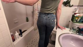 Pee cravings and jean-clad urination exchange