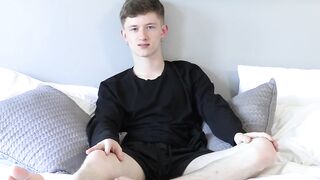 Twinky young man solo tugging on his hard dick until he cums