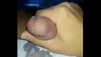 Gozando gostoso com um porn&ocirc_