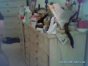 Gordibuena with big tits masturbates on webcam