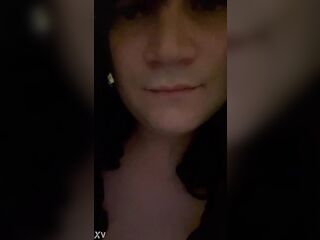 T-girl luv (jencakes)
