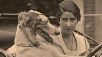 Dark Lantern Entertainment presents '_Vintage Nature Girls'_