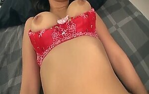 Yuri Honma loves making out at work with the horny boss