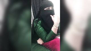 Huge niqab2