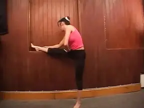 Petite Asian babe dances seductively while giving a sexy blowjob