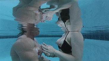 18 Minutes of Pure Poolside Heat