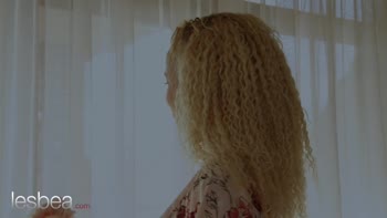 Scarlet Rebel's Seduction with Petite Ebony Cutie Romy Indy