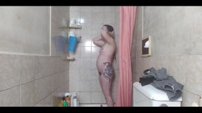 I Love Showers with Lots of Bubbles