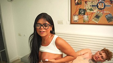 Rosxanagutierrez is captured and fucked by a horny policeman