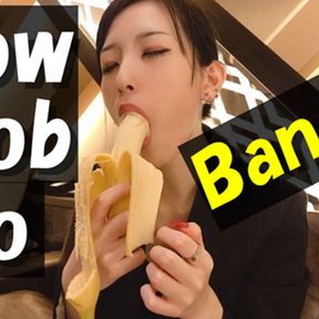 BLOWJOB TO BANANA to put the condom on! Japanese amateur handjob.