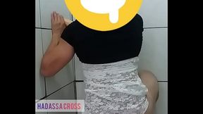 brincando com dois dildo gigantes