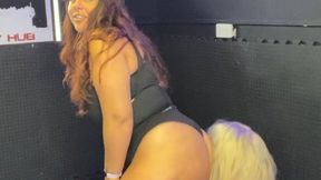 Blonde swallowed by ass